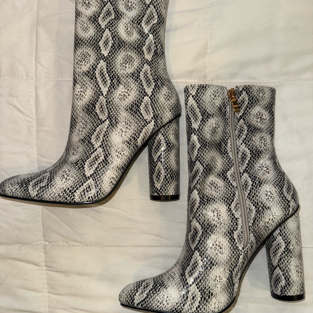 Fashion Nova Snake-Print Block Heel Ankle Boots - White & Gray